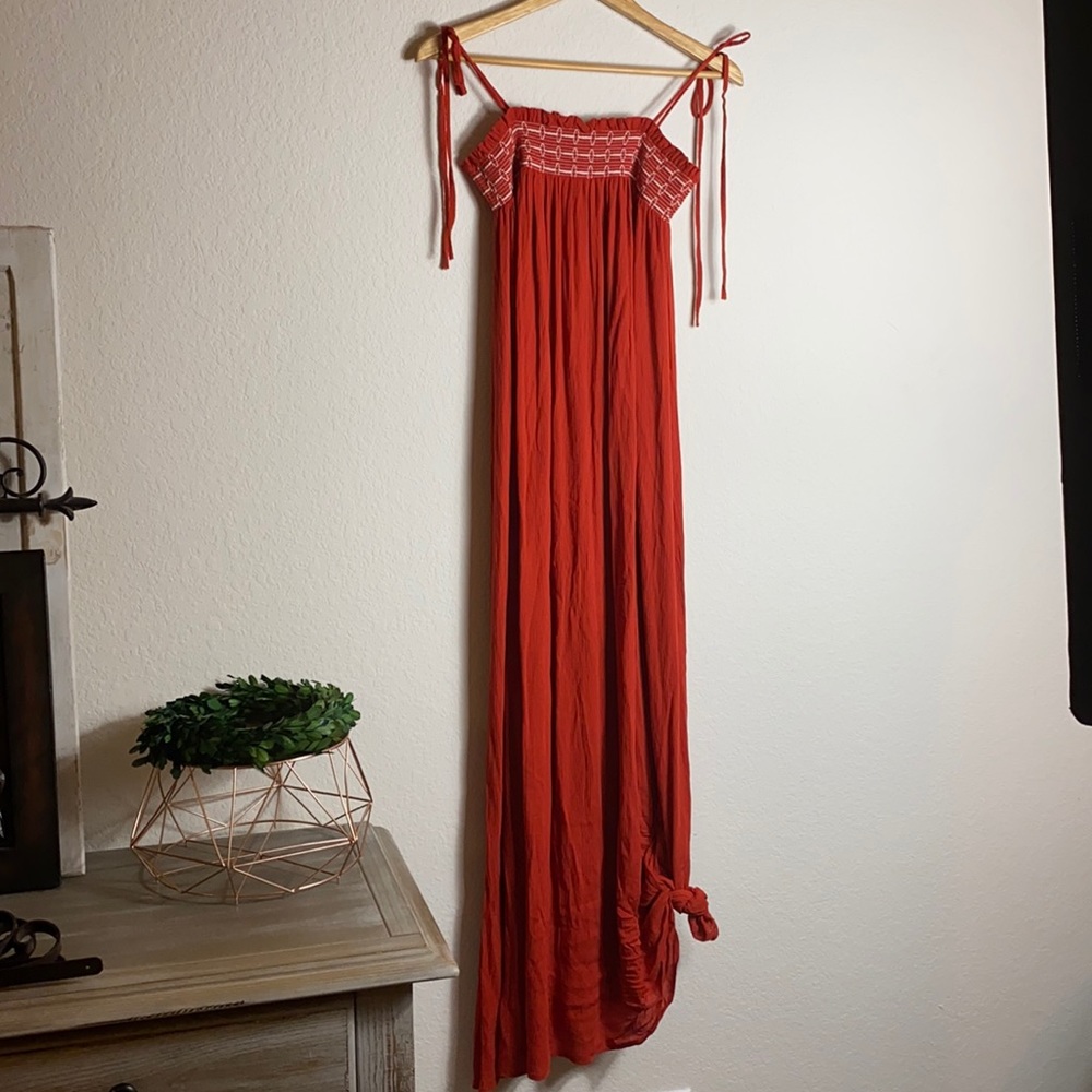 Miracle Berry women’s burnt orange maxi dress